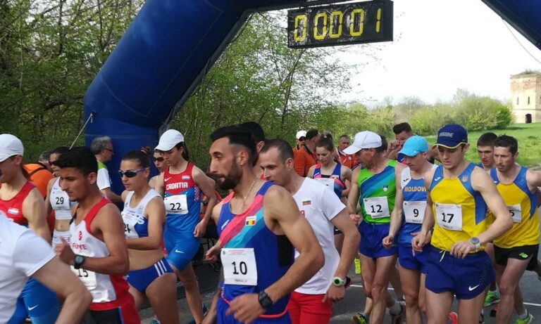 Στη Γλυφάδα διεξάγεται την Κυριακή 3 Απριλίου το Βαλκανικό Πρωτάθλημα βάδην. Η Εθνική ομάδα αποτελείται από 11 αθλητές και 12 αθλήτριες,