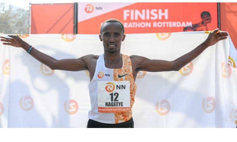 Ο Άμπντι Ναγκέγιε ήταν ο νικητής στο φετινό μαραθώνιο στο Ρότερνταμ τερματίζοντας σε 2:04.56. Ο Ολλανδός πέτυχε ατομικό και εθνικό ρεκόρ.