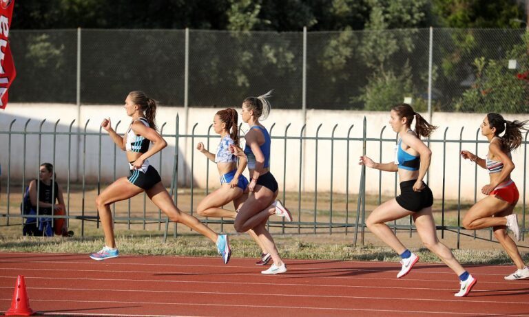 Η Κατερίνα Κουτλή πρόσφατα πραγματοποίησε πολύ καλή εμφάνιση στο μίτινγκ του Όρντετζεμ στα 800 μέτρα, πετυχαίνοντας ατομικό ρεκόρ με 2.07.42.