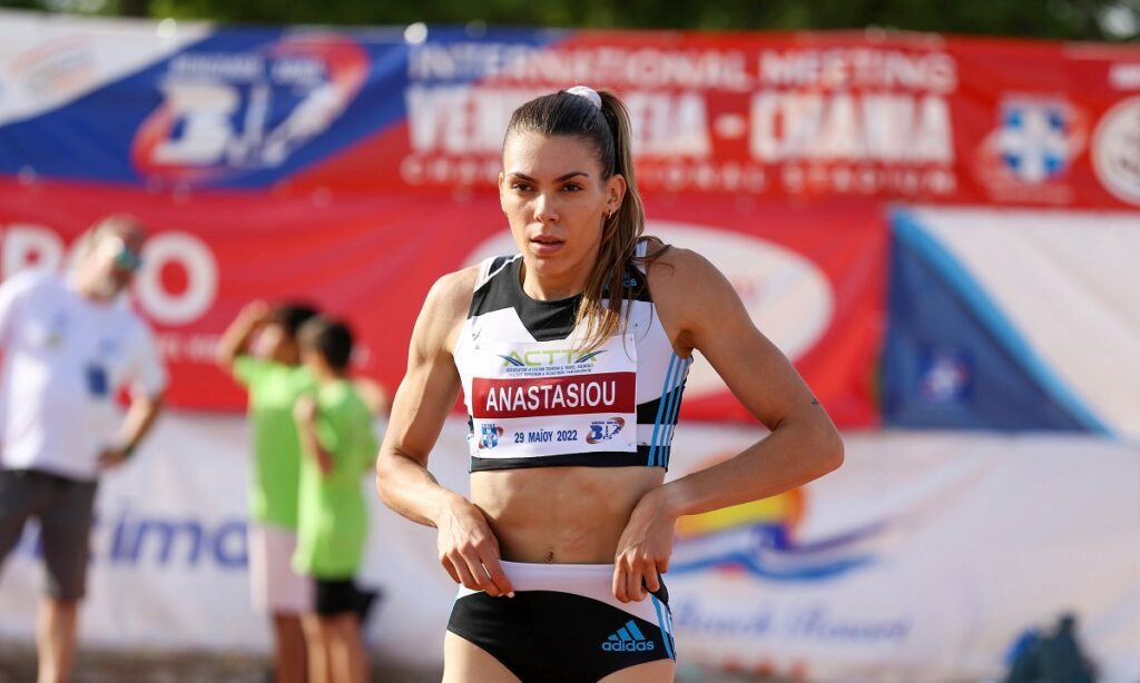 Η Άρτεμις Αναστασίου σημείωσε την καλύτερη επίδοση στις προκριματικές σειρές στα 200μ. με 24.15 στο Πανελλήνιο Πρωτάθλημα στη Θεσσαλονίκη.