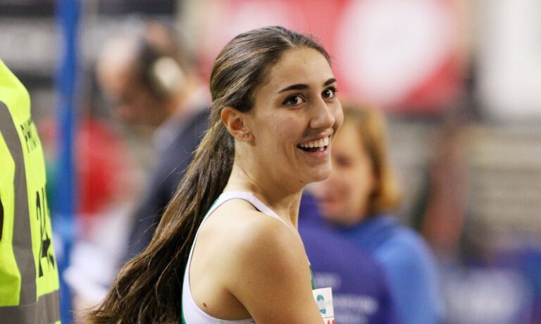 Η Αναΐς Καραγιάννη επέστρεψε από τη Ρουμανία έχοντας στις αποσκευές της ένα μεγάλο ρεκόρ στα 100μ. εμπόδια με 13.15 και το χρυσό μετάλλιο.