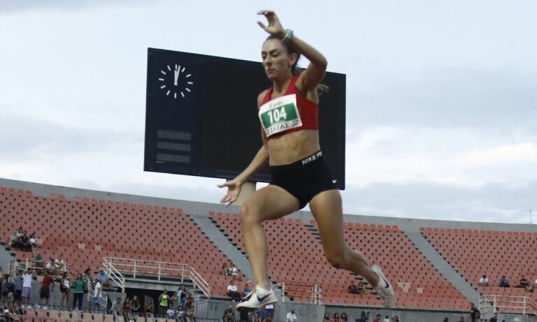 Η Ισαβέλλα Κοτσαχείλη ήταν για άλλη μια φορά η κυρίαρχη στα 3.000μ. στιπλ. Η Ελληνίδα πρωταθλήτρια πήρε τον τέταρτο τίτλο της με 10.17.80.