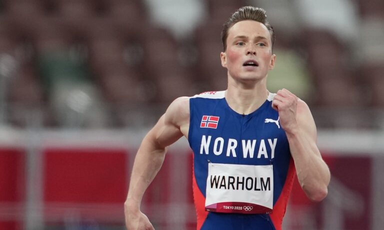 Ο Κάρστεν Γουόρχολμ, ο παγκόσμιος ρέκορντμαν στα 400μ. εμπόδια, βρίσκεται από την Πέμπτη στις ΗΠΑ για το Παγκόσμιο Πρωτάθλημα του Γιουτζίν.