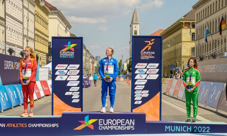 Η Αντιγόνη Ντρισμπιώτη έφθασε στην κορυφή της Ευρώπης στα 35χλμ. βάδην γυναικών στο Πρωτάθλημα στο Μόναχο και ακούστηκε ο εθνικός μας ύμνος.