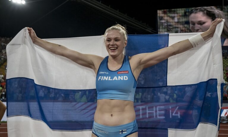 Η Βίλμα Μούρτο αναδείχθηκε πρωταθλήτρια Ευρώπης στο επί κοντώ με άλμα στα 4,85μ. ισοφαρίζοντας το ρεκόρ αγώνων και κάνοντας ρεκόρ Φινλανδίας.