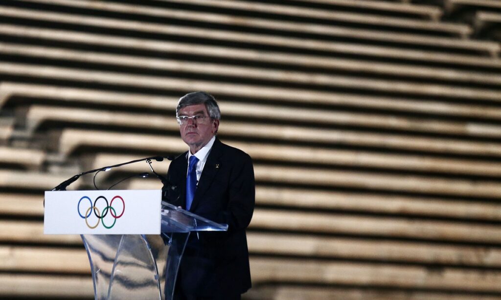 Η Διεθνής Ολυμπιακή Επιτροπή αποφάσισε να δώσει το «πράσινο φως» σε Ρώσους και Λευκορώσους αθλητές για να παίρνουν μέρος σε αγώνες στην Ασία.