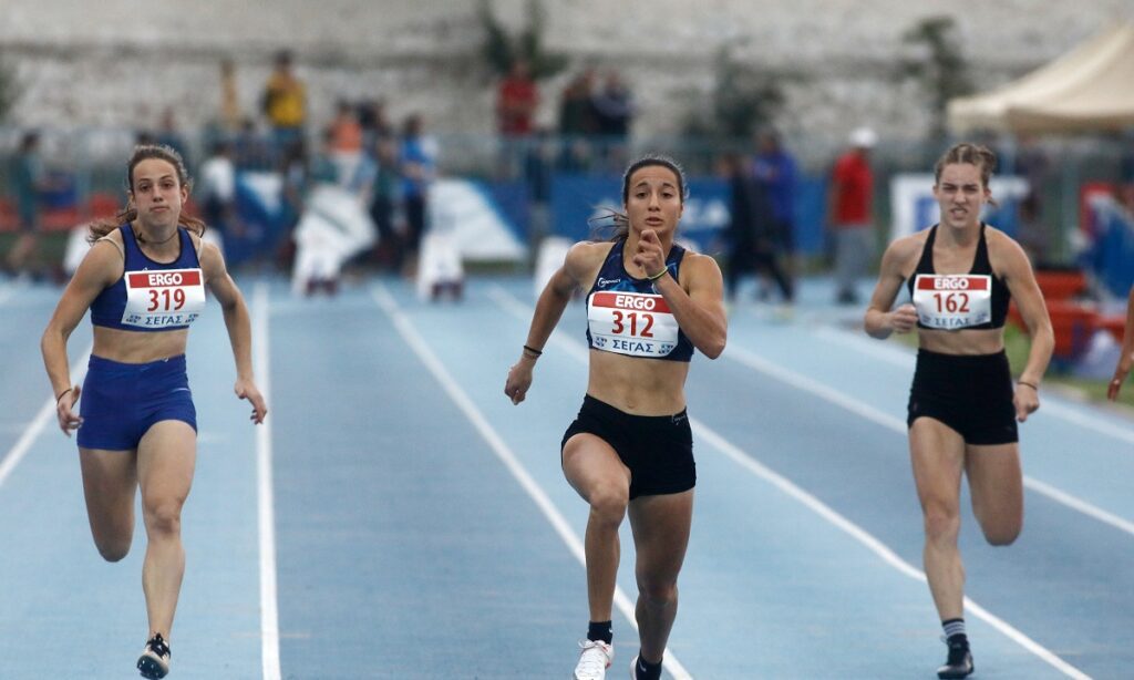 Η Πολυνίκη Εμμανουηλίδου ήταν νικήτρια στα 60μ. γυναικών με 7.35 στο Πανελλήνιο Πρωτάθλημα στο ΣΕΦ. Δεύτερη ήταν η Ραφαέλα Σπανουδάκη.